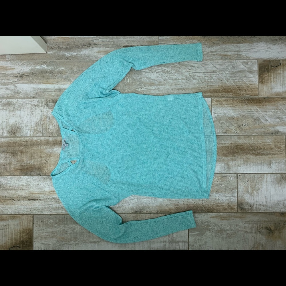 Tourquoise long sleeves